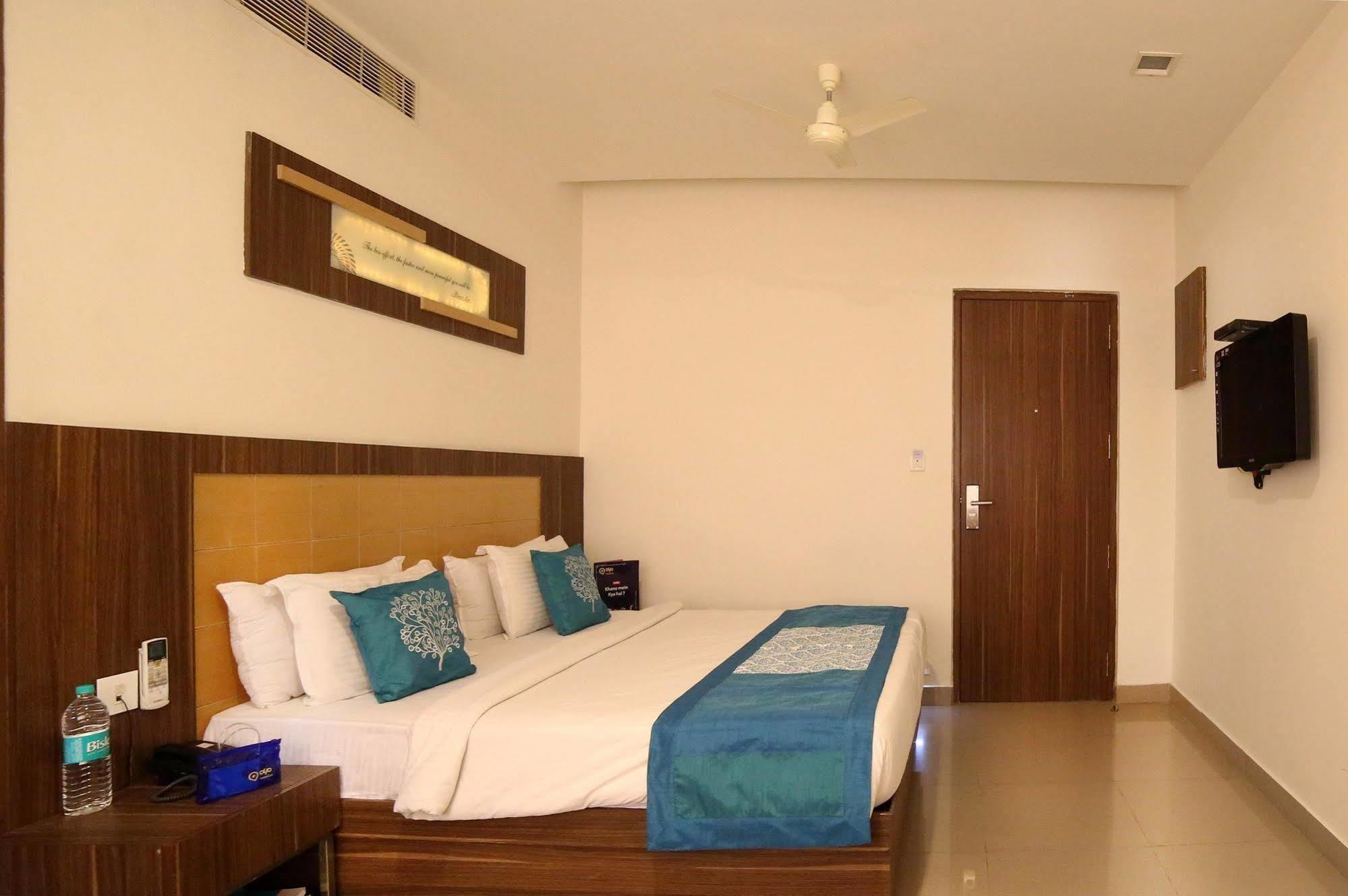 Hotel Continental Park Vijayawāda Exterior foto